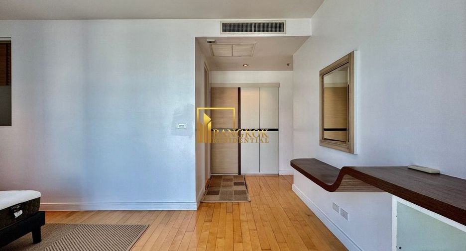 Condo en alquiler y en venta de 3 habitaciones en Pathum Wan, Bangkok