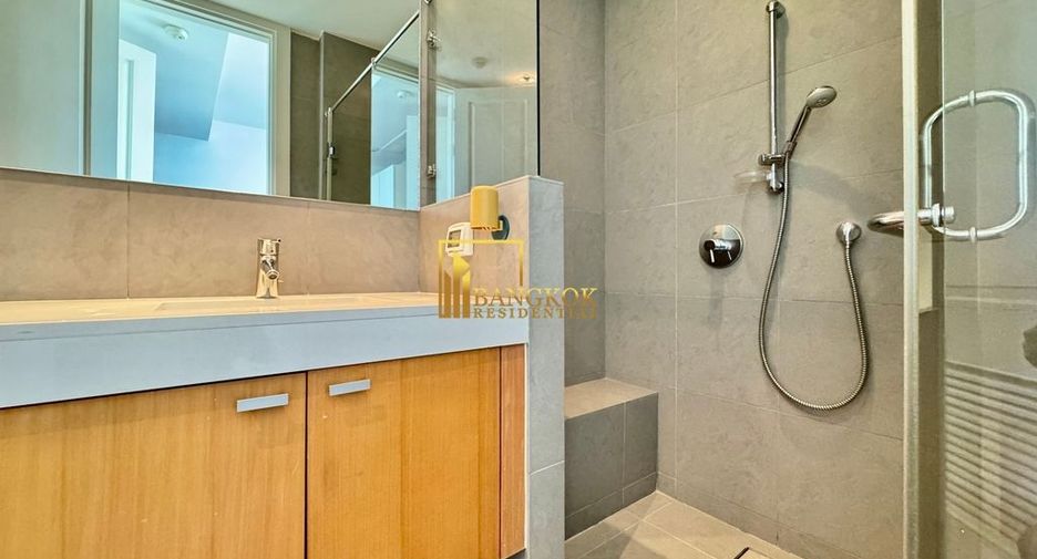 Condo en alquiler y en venta de 3 habitaciones en Pathum Wan, Bangkok