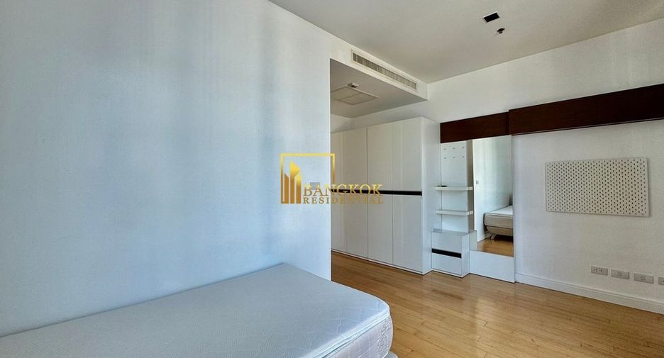 Condo en alquiler y en venta de 3 habitaciones en Pathum Wan, Bangkok