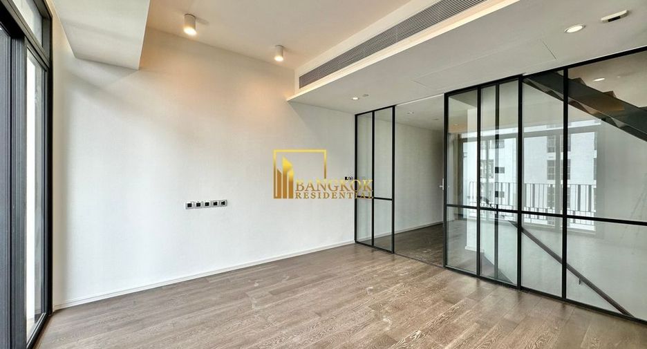 For sale 2 bedrooms condo in Khlong Toei, Bangkok