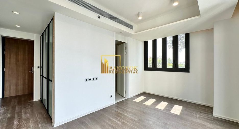 For sale 2 bedrooms condo in Khlong Toei, Bangkok