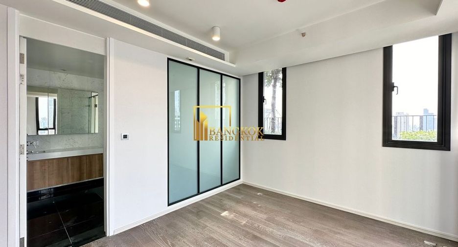 For sale 2 bedrooms condo in Khlong Toei, Bangkok
