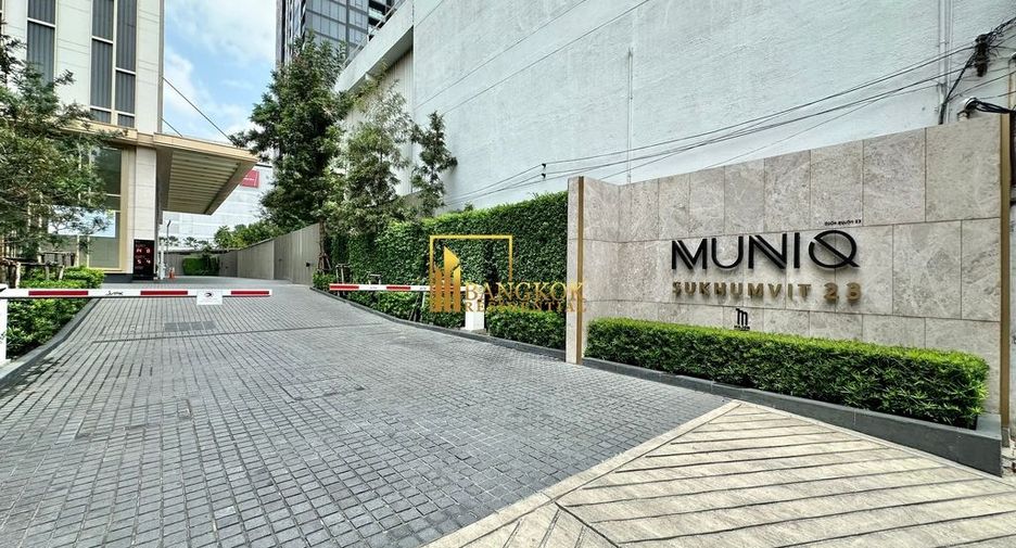 For sale 2 bedrooms condo in Khlong Toei, Bangkok
