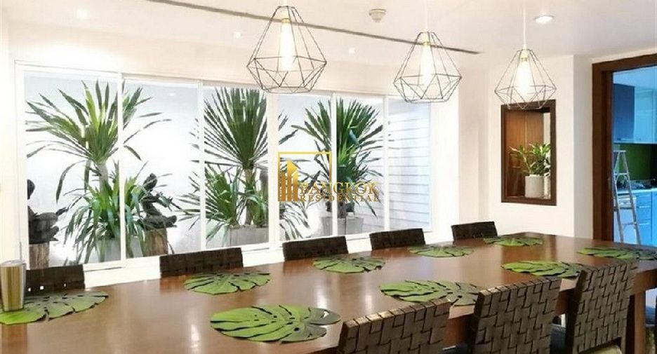 Condo en alquiler y en venta de 5 habitaciones en Watthana, Bangkok