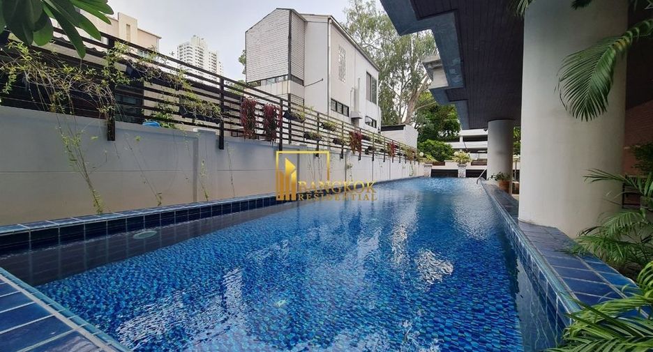 Condo en alquiler y en venta de 5 habitaciones en Watthana, Bangkok