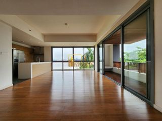 For rent and for sale 3 bedrooms condo in Yan Nawa, Bangkok
