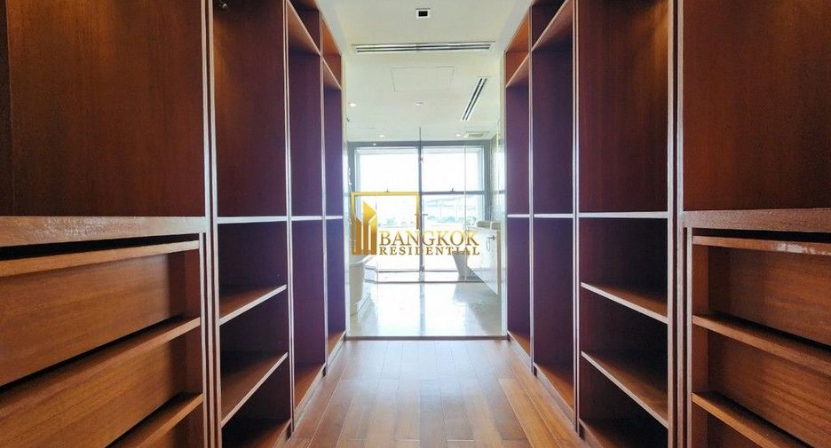 For rent and for sale 3 bedrooms condo in Yan Nawa, Bangkok