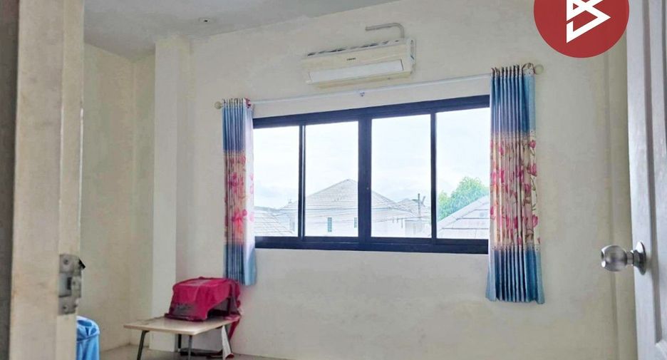For sale 4 bedrooms house in Nikhom Phatthana, Rayong