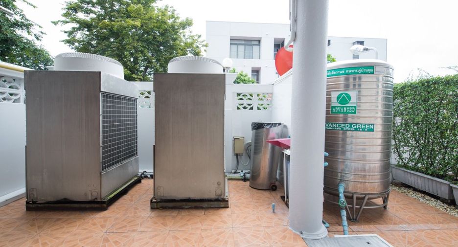 For sale 5 ベッドルーム house in Bang Kapi, Bangkok