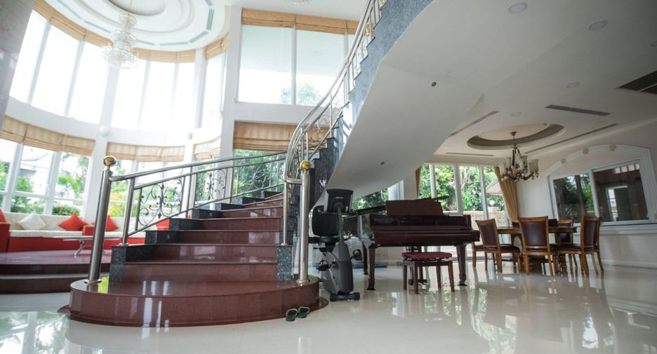 For sale 5 ベッドルーム house in Bang Kapi, Bangkok