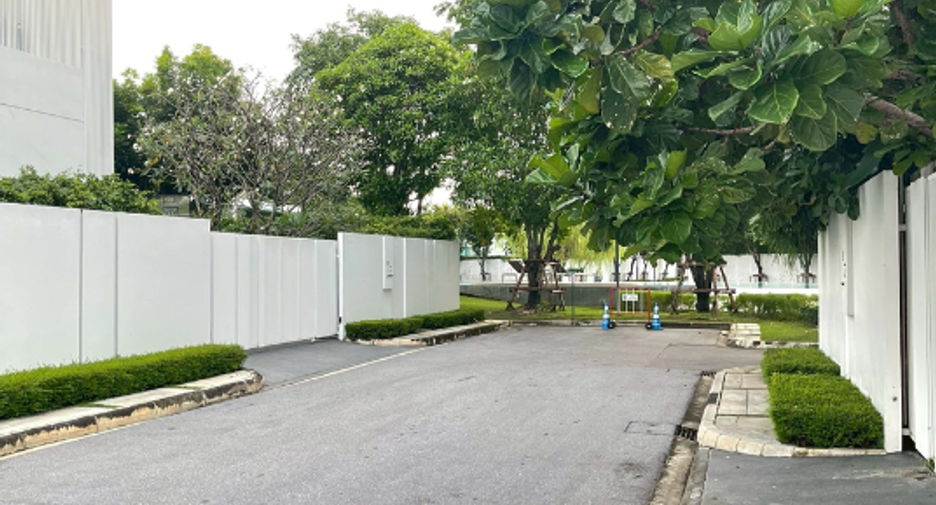 For sale 3 bedrooms house in Bang Phli, Samut Prakan