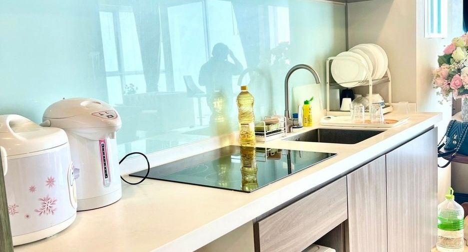 For rent and for sale 2 bedrooms condo in Bang Lamung, Chonburi