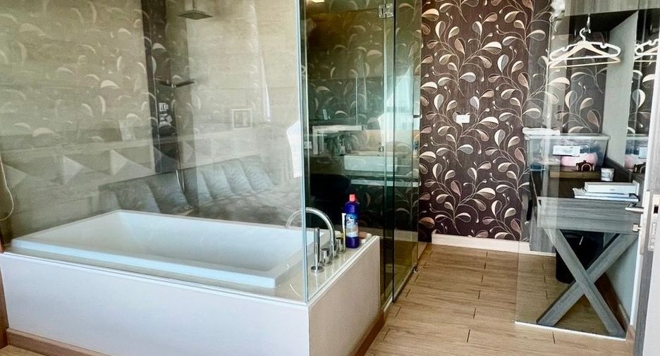 For rent and for sale 2 bedrooms condo in Bang Lamung, Chonburi