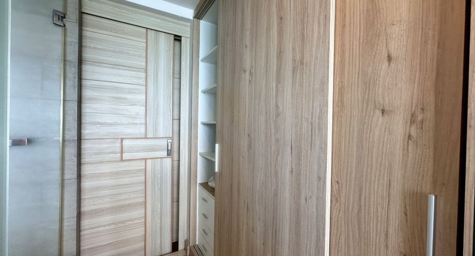 For rent and for sale 1 bed condo in Bang Lamung, Chonburi