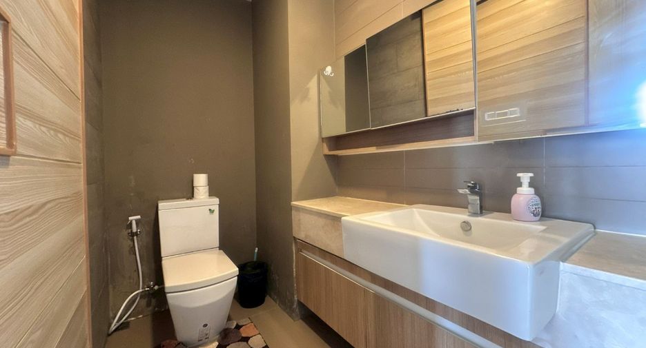 For rent and for sale 1 bed condo in Bang Lamung, Chonburi