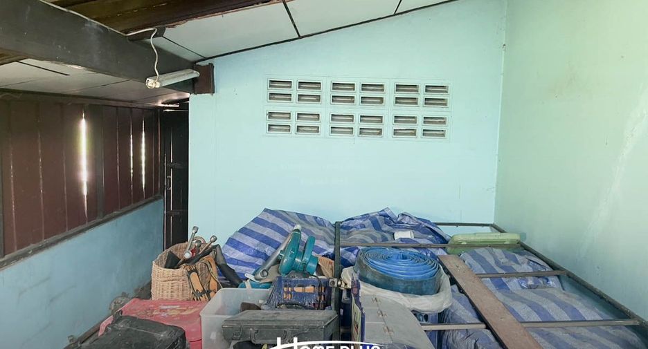 Casa en venta de 5 habitaciones en Sam Chuk, Suphan Buri