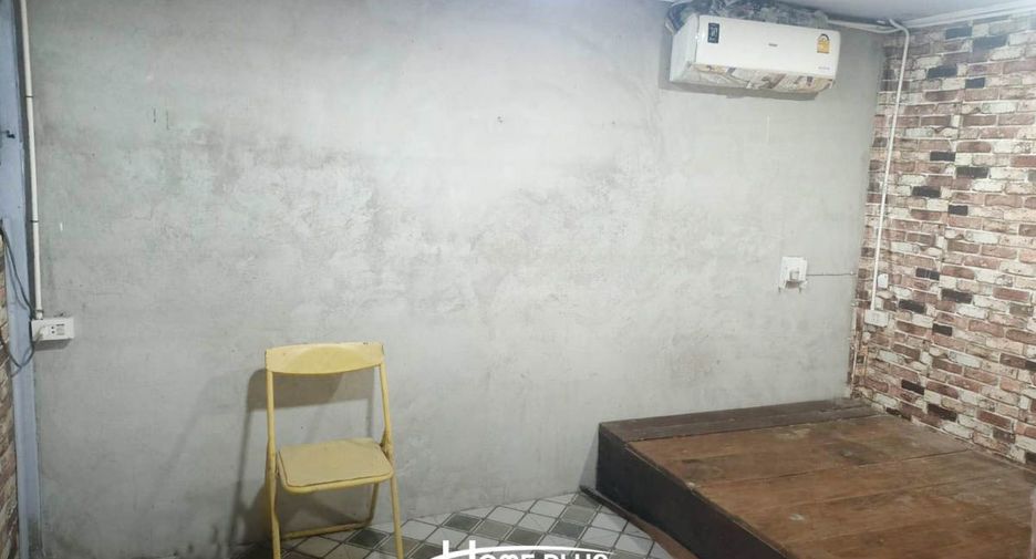 Casa en venta de 5 habitaciones en Sam Chuk, Suphan Buri