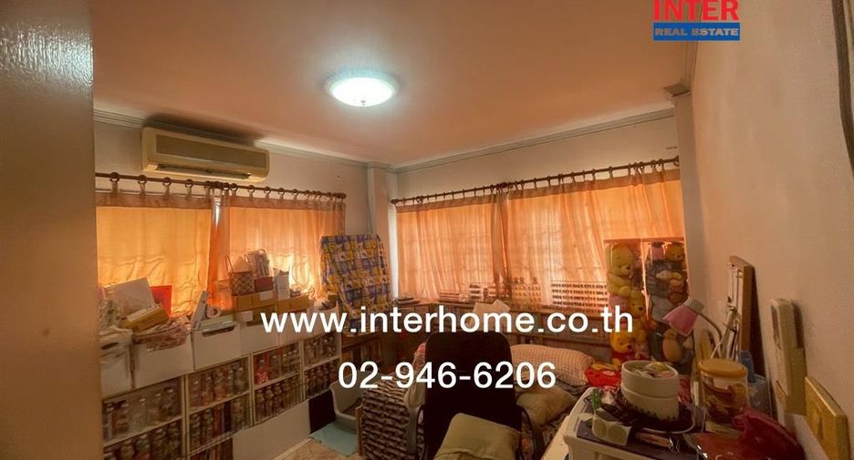Casa en venta de 4 habitaciones en Bang Khun Thian, Bangkok