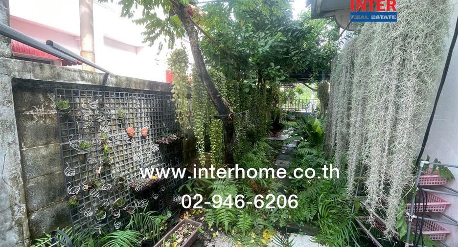 Casa en venta de 4 habitaciones en Bang Khun Thian, Bangkok