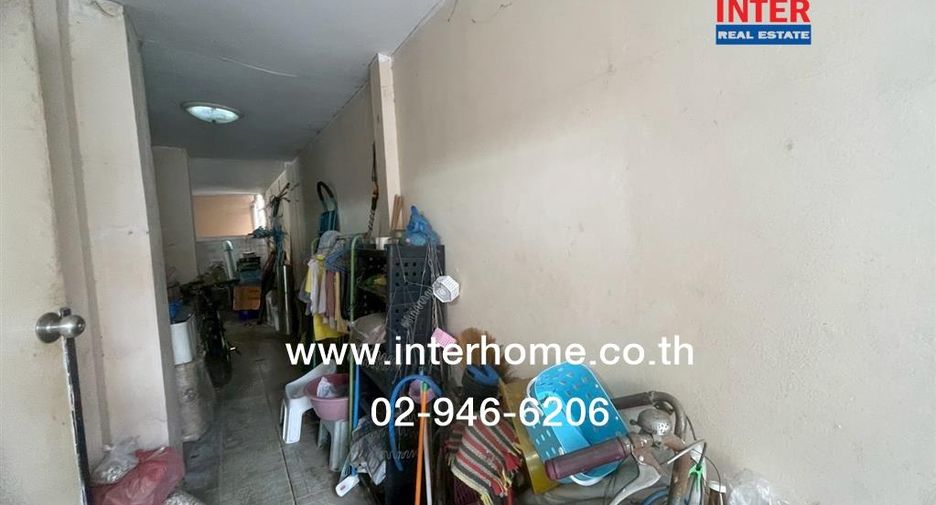 Casa en venta de 4 habitaciones en Bang Khun Thian, Bangkok