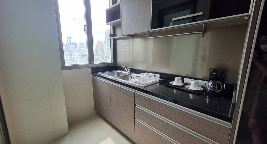Serviced Apartment zur Miete mit 2 Zimmer in Khlong Toei, Bangkok