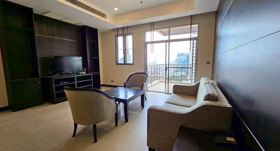 À louer 2 chambres appartement avec services à Khlong Toei, Bangkok