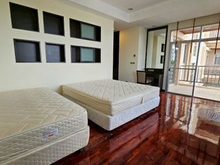 Serviced Apartment zur Miete mit 2 Zimmer in Khlong Toei, Bangkok