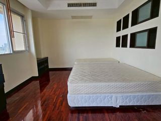 Serviced Apartment zur Miete mit 2 Zimmer in Khlong Toei, Bangkok
