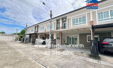For sale 4 bedrooms house in Khlong Sam Wa, Bangkok