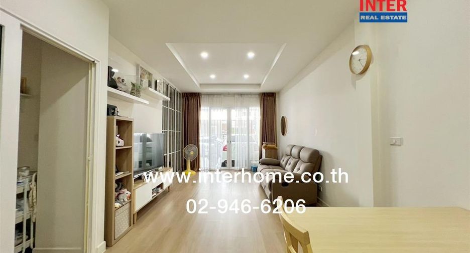 For sale 4 bedrooms house in Khlong Sam Wa, Bangkok