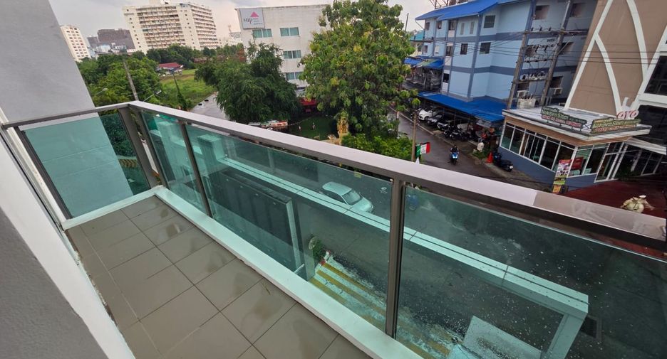 For sale 1 bed apartment in Bang Lamung, Chonburi
