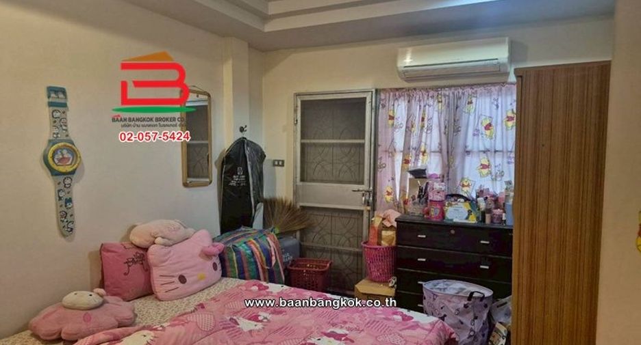 For sale 5 bedrooms townhouse in Bang Yai, Nonthaburi