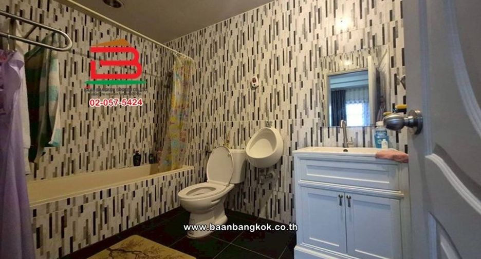 For sale 5 bedrooms townhouse in Bang Yai, Nonthaburi