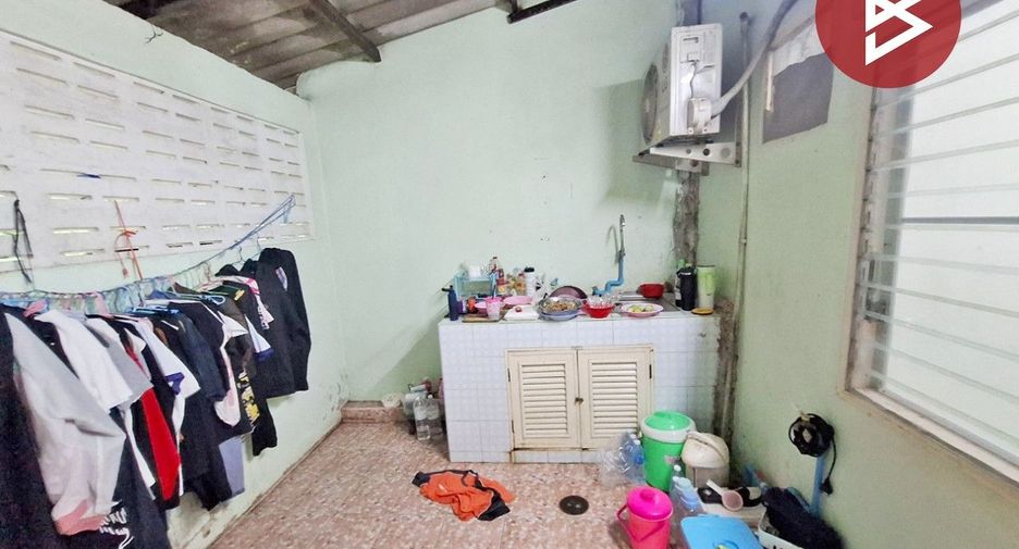 For sale 1 bed townhouse in Mueang Chachoengsao, Chachoengsao