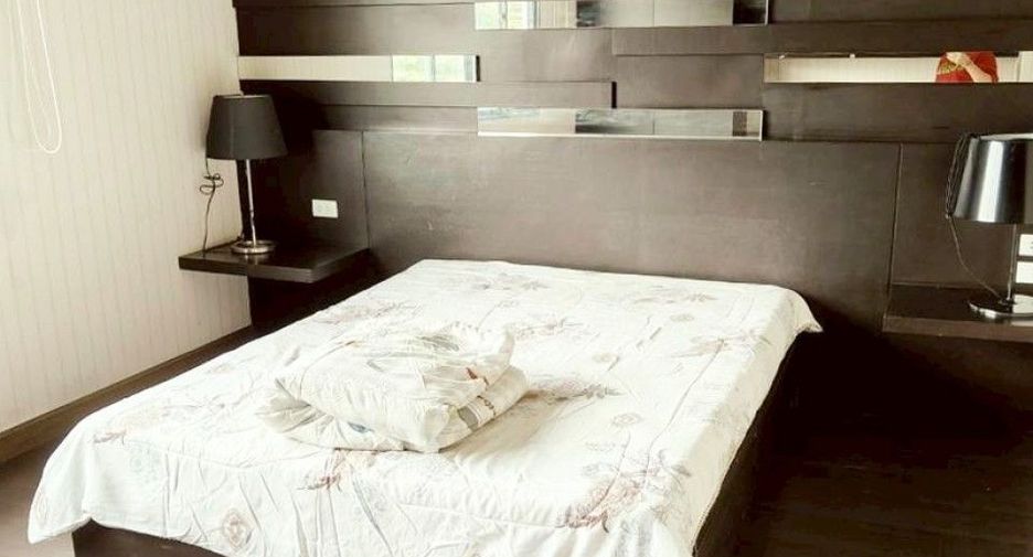 Casa adosada en venta de 3 habitaciones en Mueang Pathum Thani, Pathum Thani