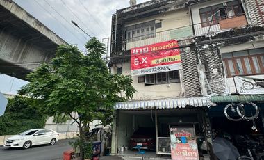 Local comercial en venta de 3 habitaciones en Bang Kruai, Nonthaburi
