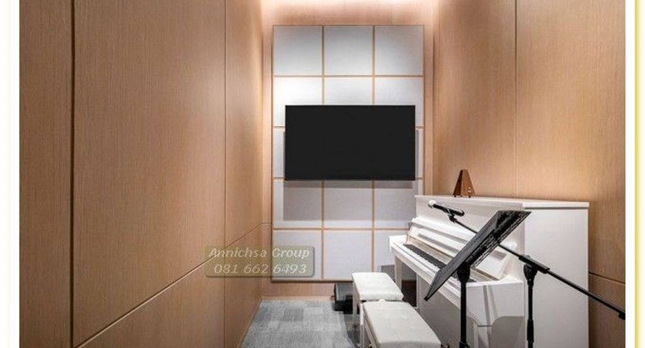 For sale 4 bedrooms condo in Khlong Toei, Bangkok