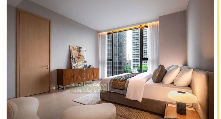 For sale 4 bedrooms condo in Khlong Toei, Bangkok