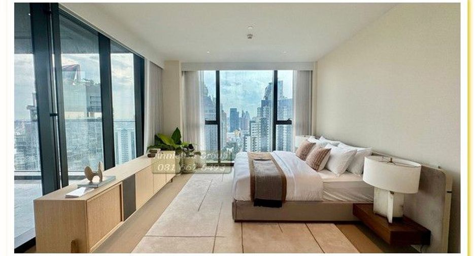 For sale 4 bedrooms condo in Khlong Toei, Bangkok