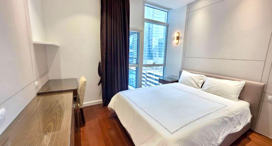 À louer 3 chambres condo à Pathum Wan, Bangkok