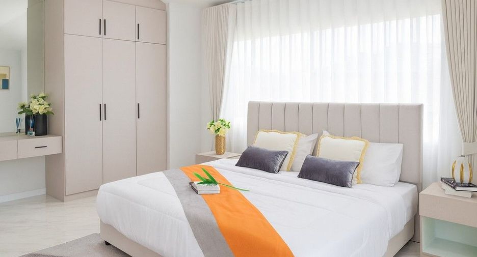 For sale 4 ベッドルーム house in Bang Lamung, Chonburi