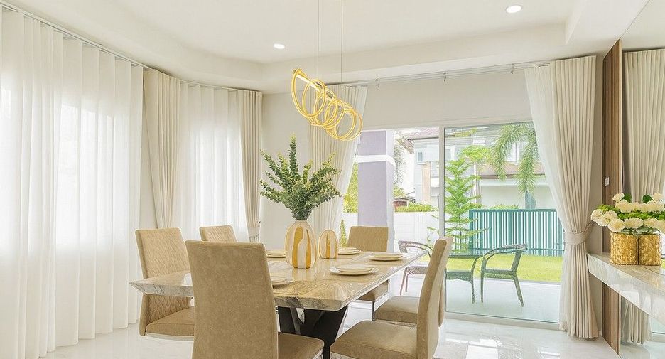 For sale 4 ベッドルーム house in Bang Lamung, Chonburi