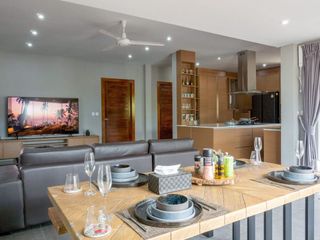For rent and for sale 4 bedrooms house in Mueang Phuket, Phuket