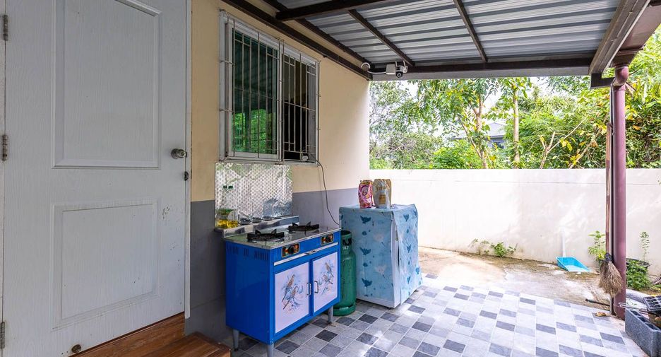 Haus zum Kauf mit 3 Zimmer in Mueang Ubon Ratchathani, Ubon Ratchathani