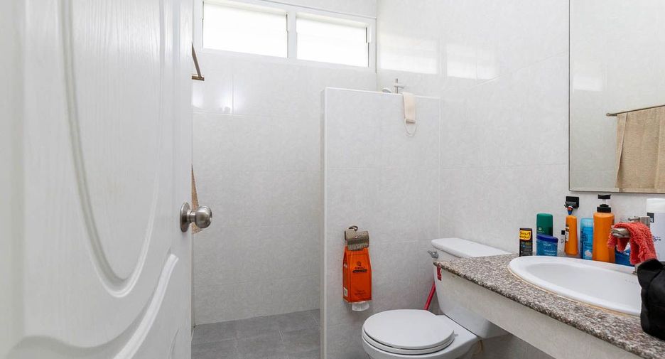 Haus zum Kauf mit 3 Zimmer in Mueang Ubon Ratchathani, Ubon Ratchathani
