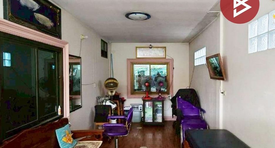For sale 3 bedrooms house in Mueang Chanthaburi, Chanthaburi