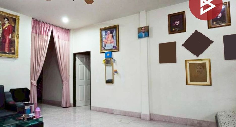 For sale 3 bedrooms house in Mueang Chanthaburi, Chanthaburi