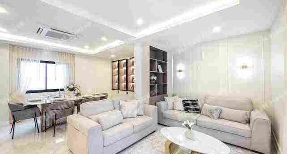 出售 5 卧室 独立屋 在 Bang Lamung, Chon Buri