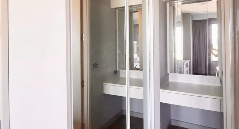 For rent and for sale 1 bed condo in Ratchathewi, Bangkok