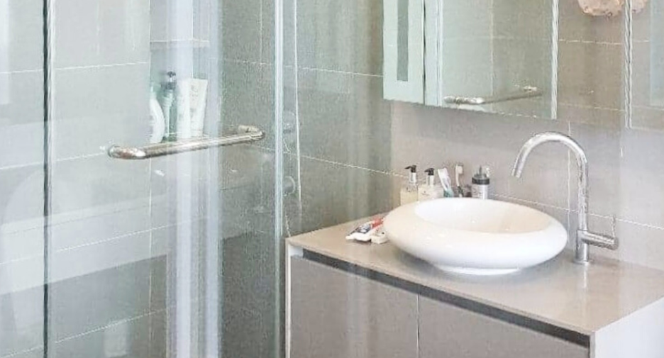 For rent and for sale 1 bed condo in Ratchathewi, Bangkok
